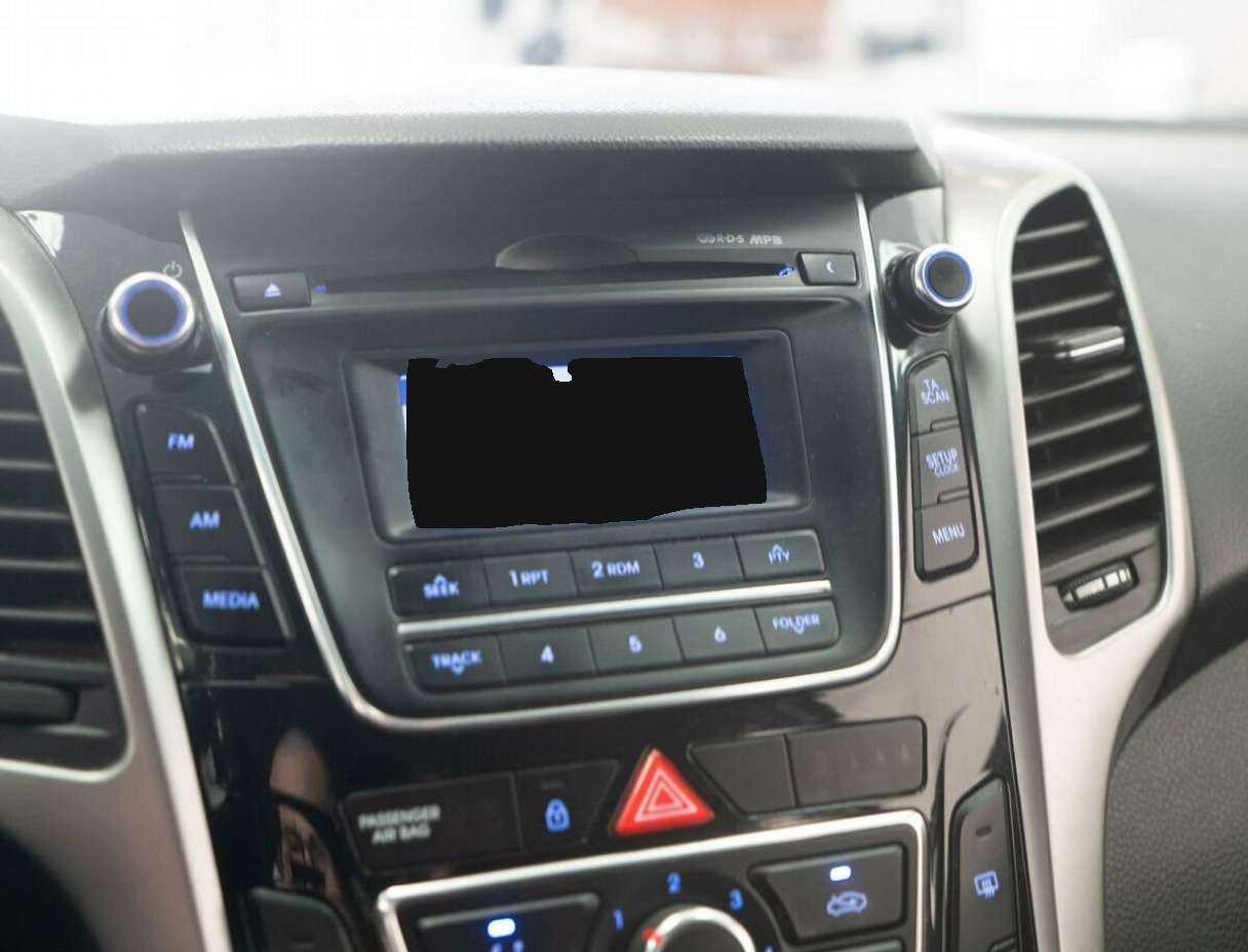 Купить Hyundai i30, 2013, 220 000 км, фото №10