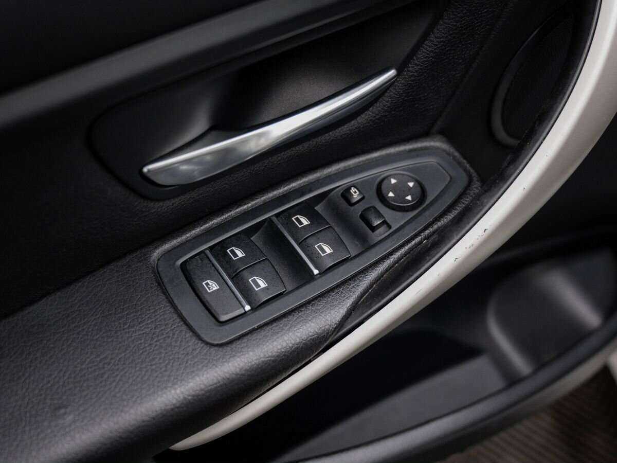 Купить BMW 3 серии 320i, 2015, 133 632 км, фото №15