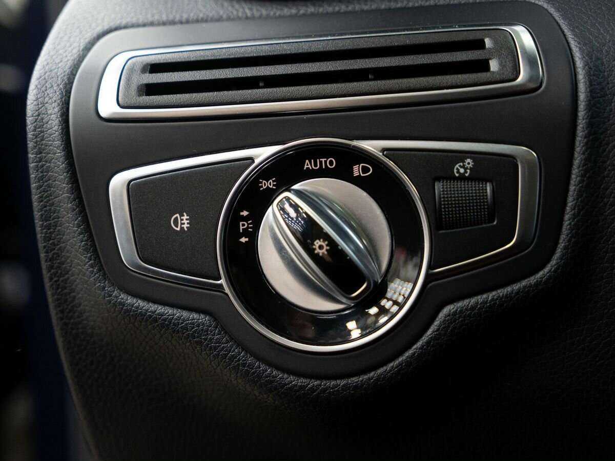 Купить Mercedes-Benz C-Класс 180, 2014, 122 000 км, фото №19