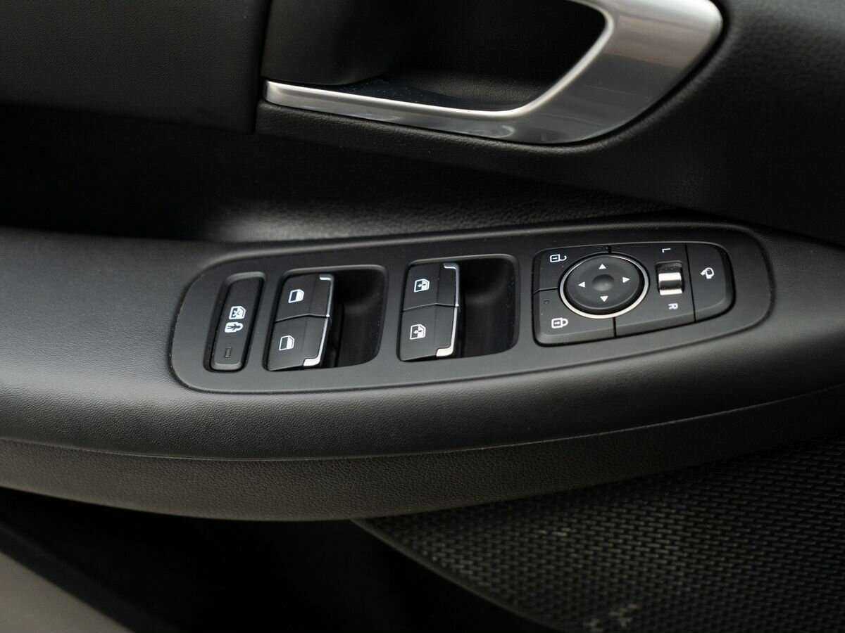 Купить Hyundai Sonata, 2020, 56 200 км, фото №14