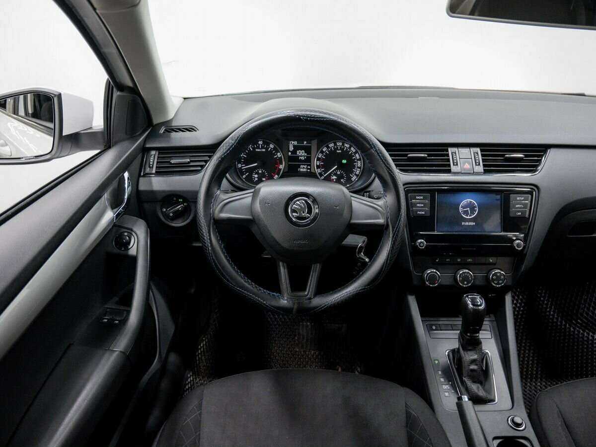 Купить Skoda Octavia, 2017, 178 000 км, фото №11