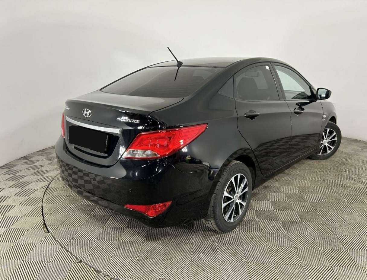 Купить Hyundai Solaris, 2015, 66 300 км, фото №6