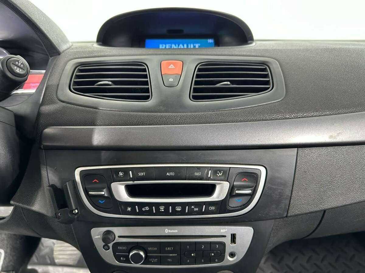 Купить Renault Fluence, 2014, 76 699 км, фото №12