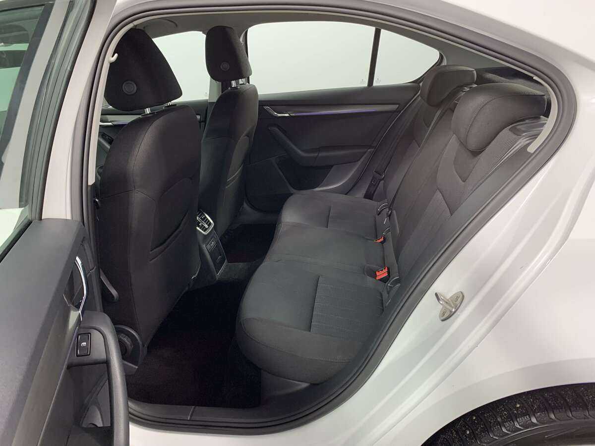 Купить Skoda Octavia, 2018, 128 642 км, фото №12