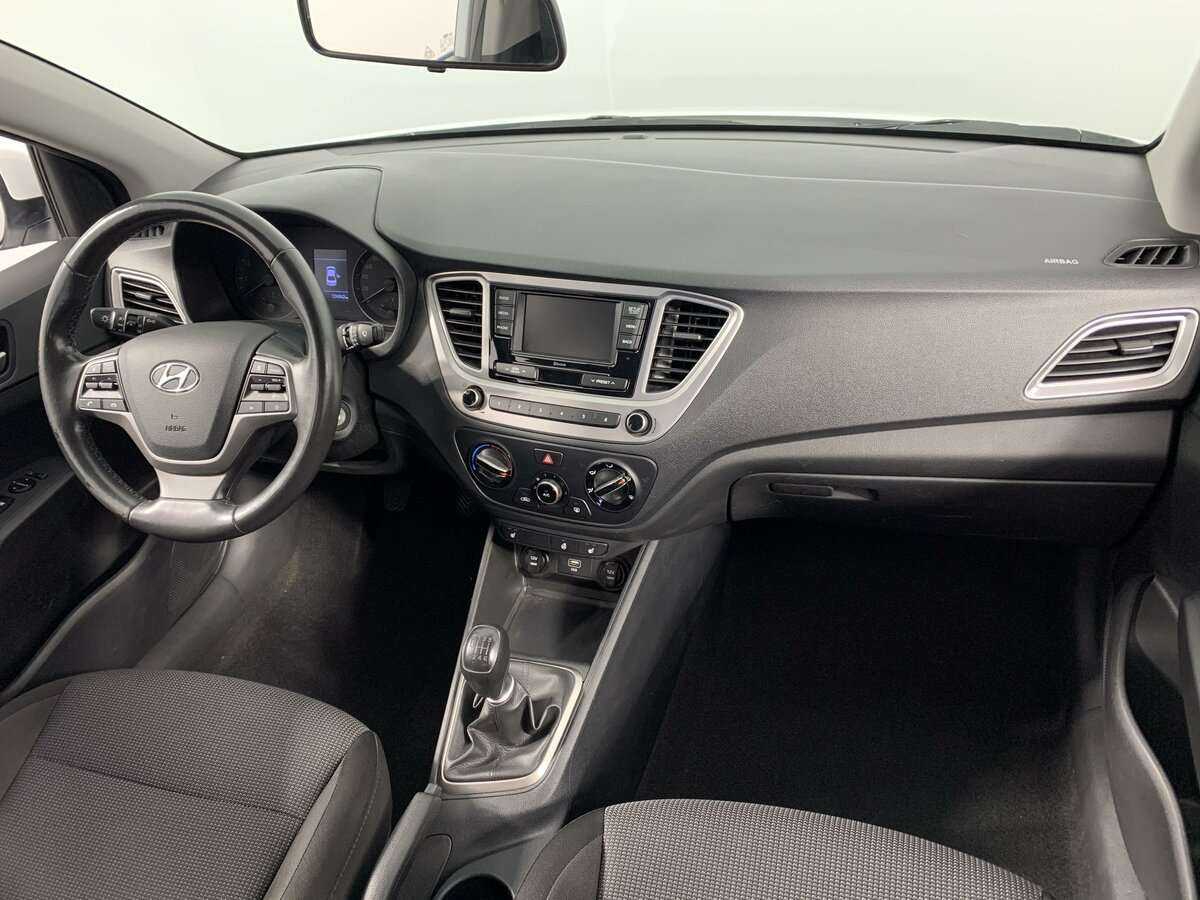 Купить Hyundai Solaris, 2019, 126 048 км, фото №8