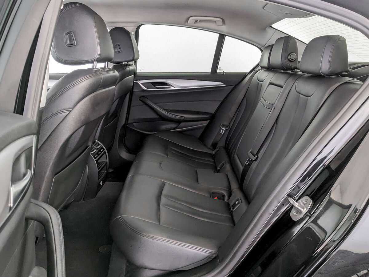 Купить BMW 5 серии 520i, 2018, 212 355 км, фото №10