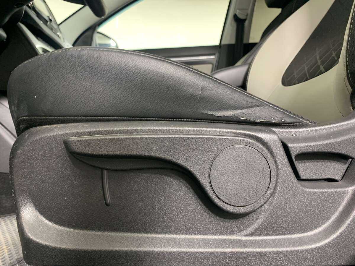 Купить Lada (ВАЗ) Vesta SW Cross, 2018, 162 699 км, фото №14