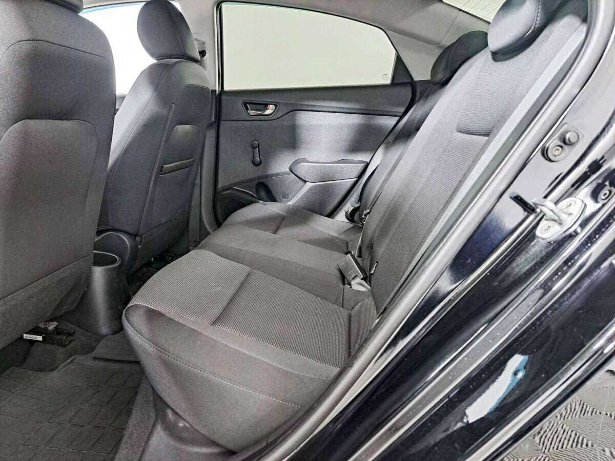 Купить Hyundai Solaris, 2018, 94 096 км, фото №12