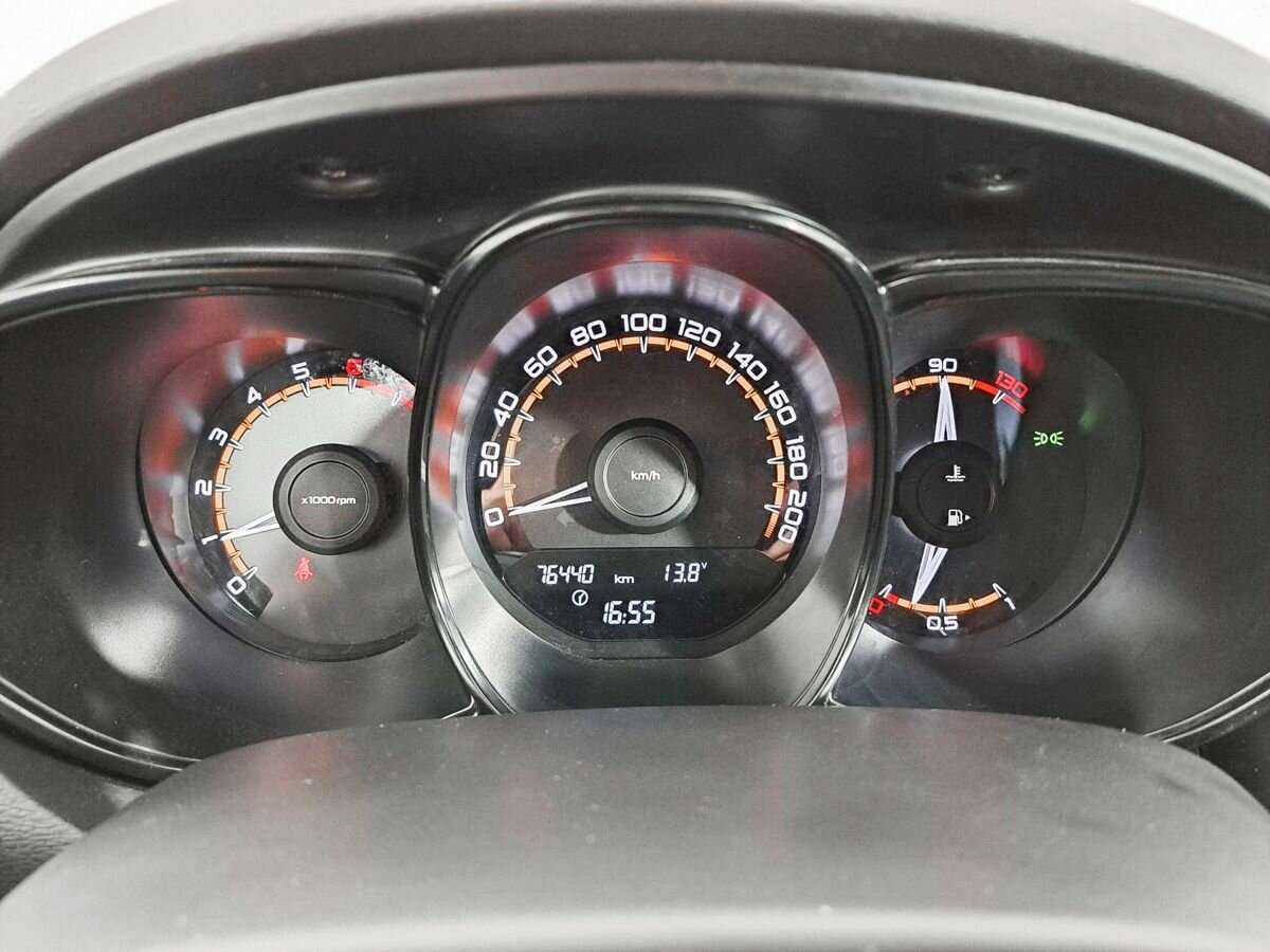 Купить Lada (ВАЗ) Vesta SW, 2020, 76 429 км, фото №11