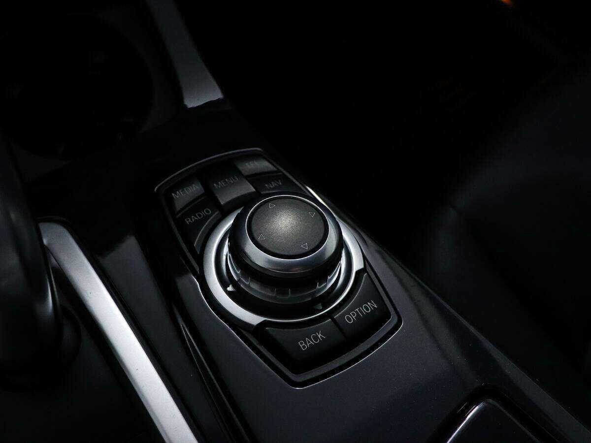 Купить BMW 5 серии 520i, 2014, 114 866 км, фото №16