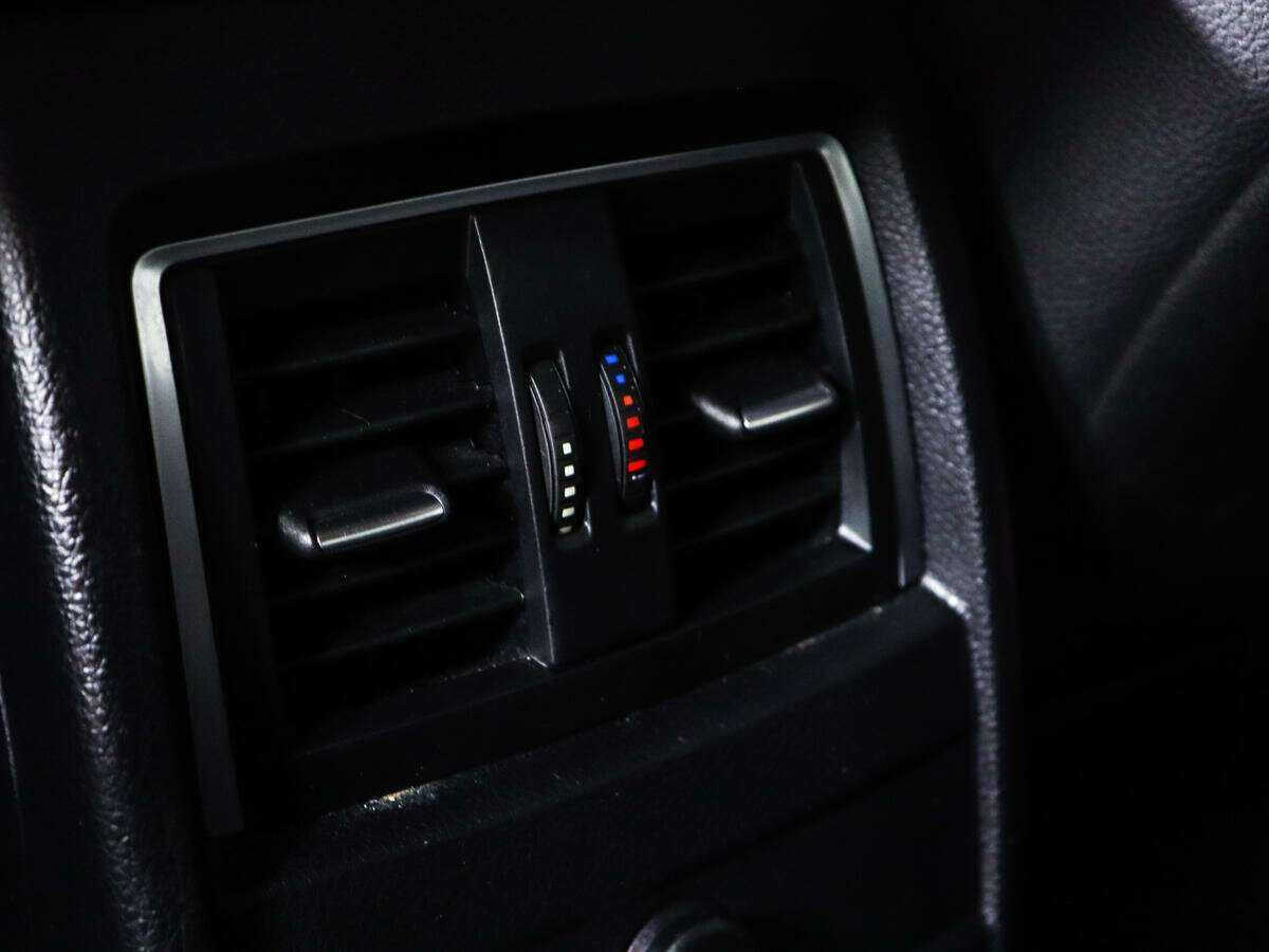 Купить BMW 3 серии 318i, 2017, 82 500 км, фото №16