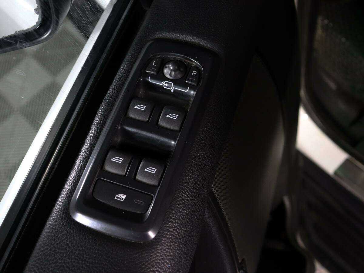 Купить Land Rover Discovery, 2013, 222 266 км, фото №17