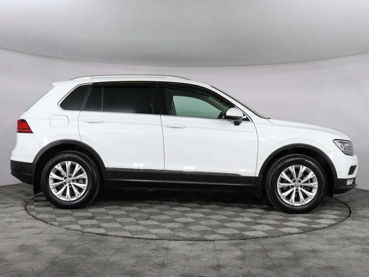 Купить Volkswagen Tiguan, 2017, 97 000 км, фото №4