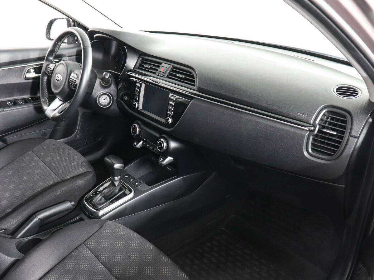Купить Kia Rio X-Line, 2019, 65 081 км, фото №10