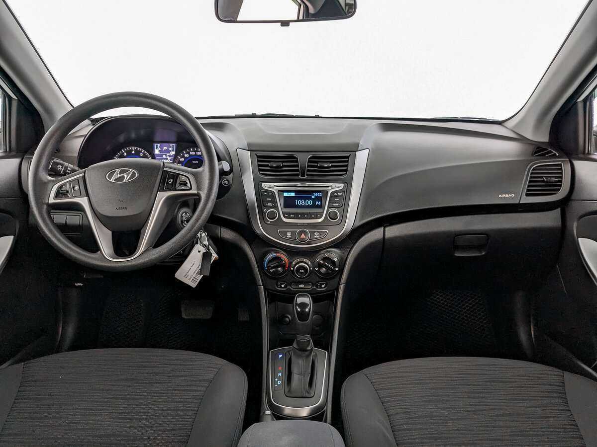 Купить Hyundai Solaris, 2015, 113 015 км, фото №10