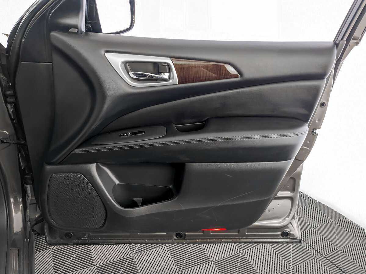 Купить Nissan Pathfinder, 2016, 139 137 км, фото №21