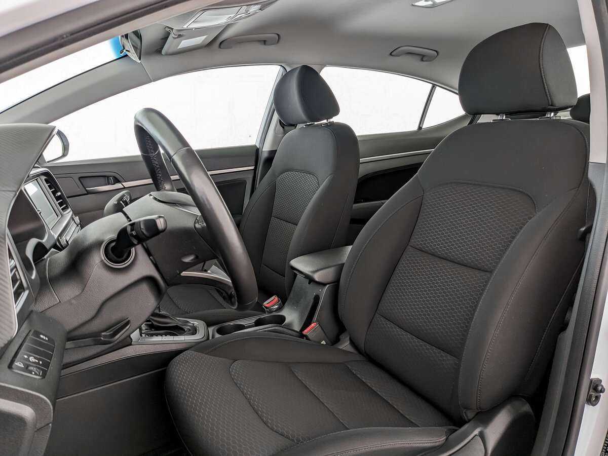 Купить Hyundai Elantra, 2020, 47 943 км, фото №16