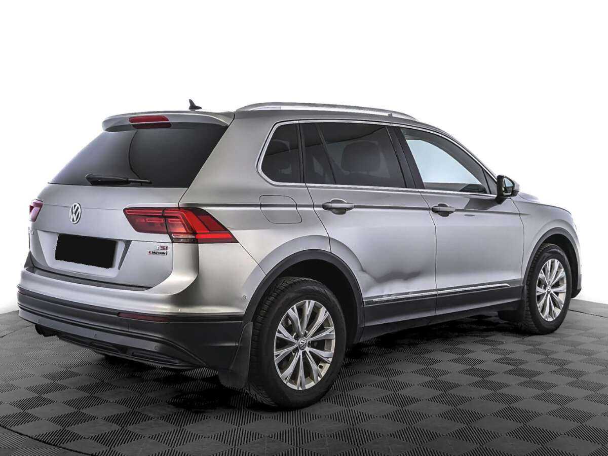 Купить Volkswagen Tiguan, 2017, 107 312 км, фото №5