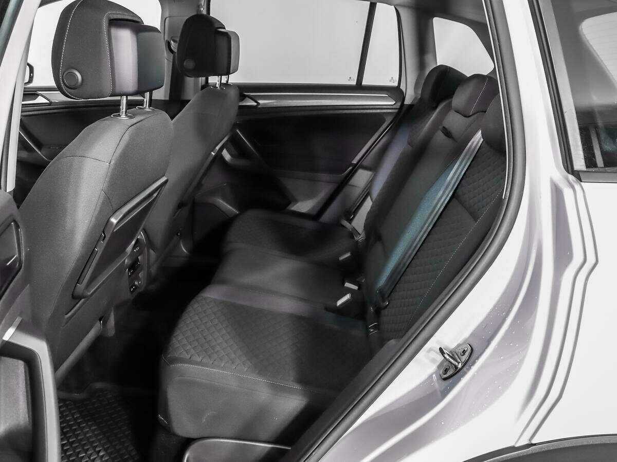 Купить Volkswagen Tiguan L, 2019, 114 747 км, фото №10