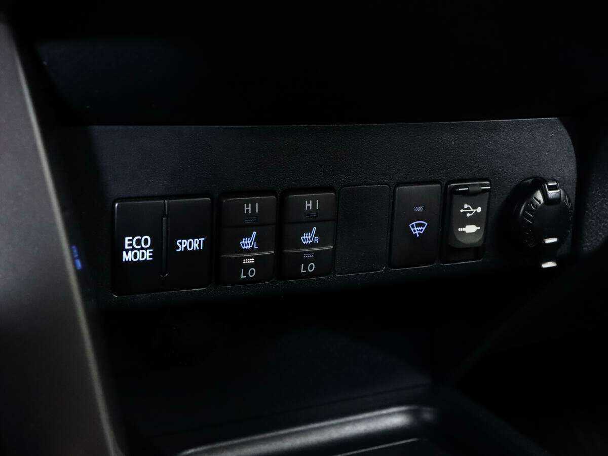 Купить Toyota RAV4, 2017, 69 277 км, фото №16