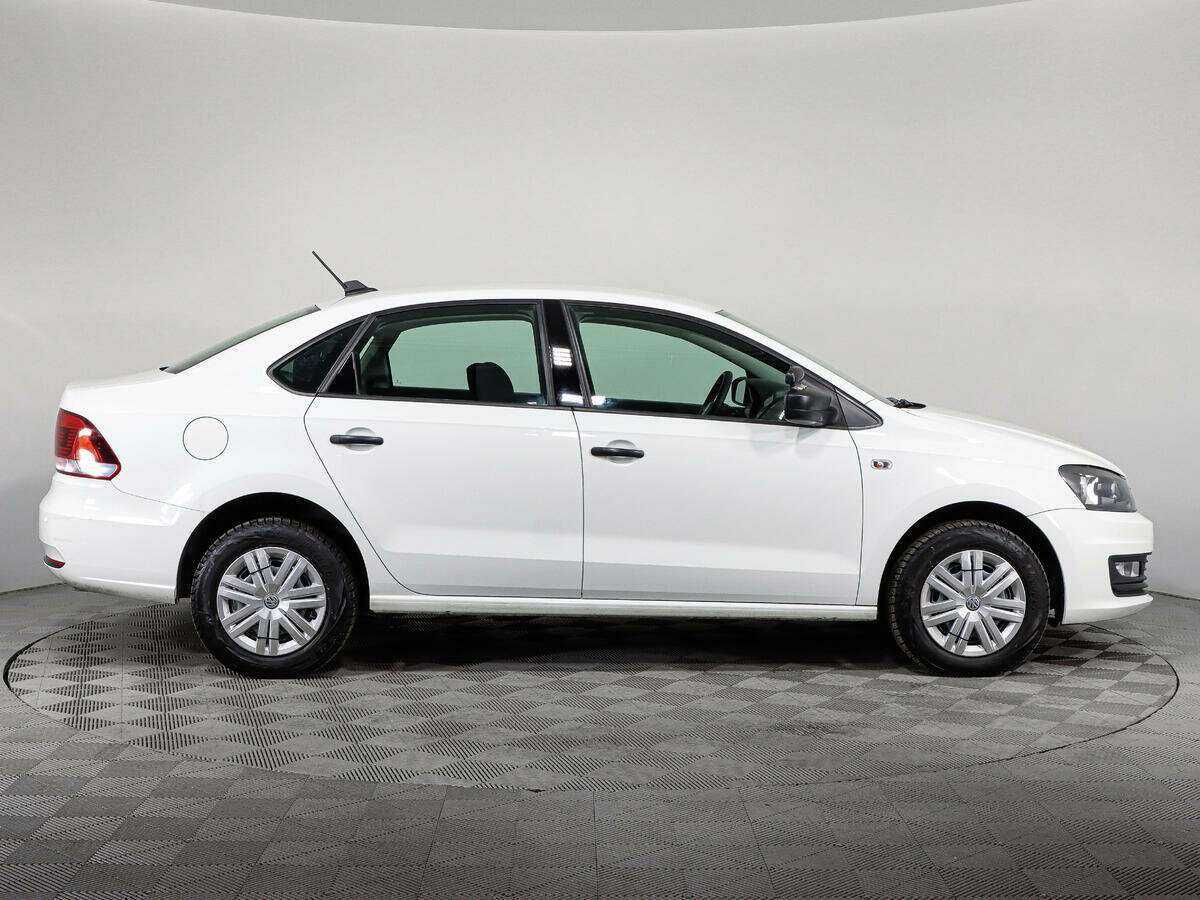 Купить Volkswagen Polo, 2018, 9 150 км, фото №4