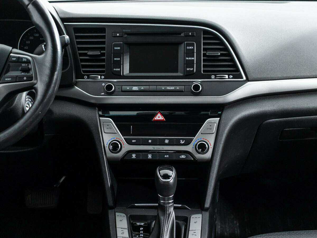 Купить Hyundai Elantra, 2016, 115 307 км, фото №14