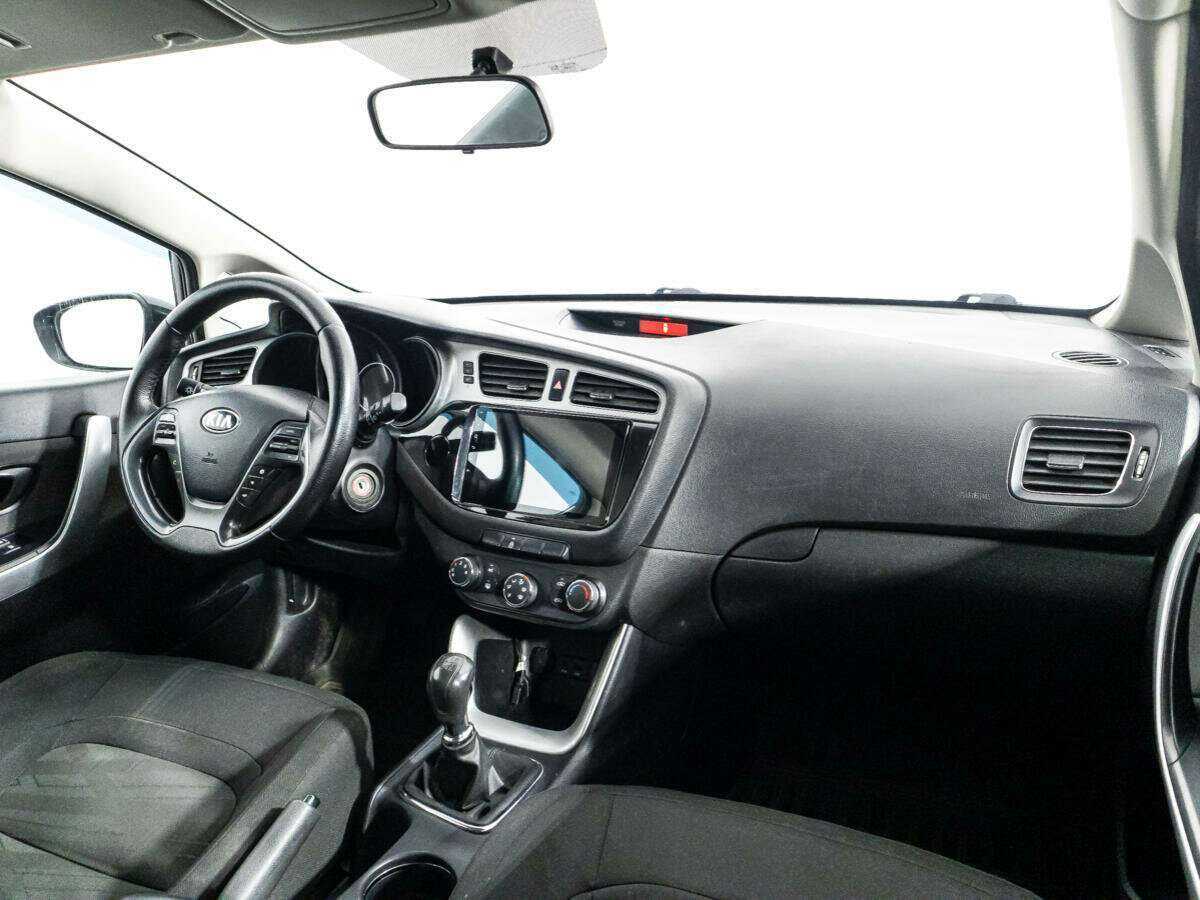 Купить Kia Ceed, 2012, 163 790 км, фото №9