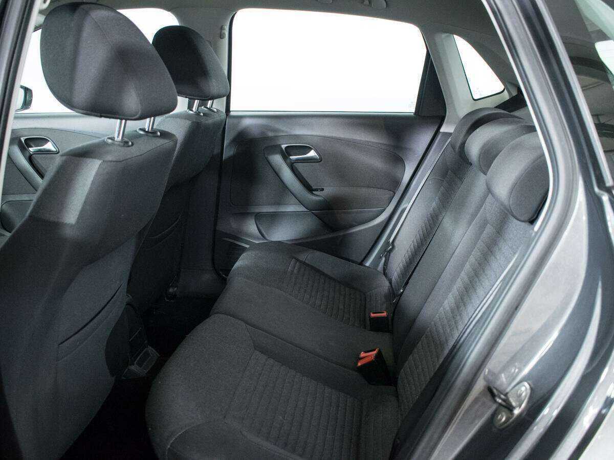 Купить Volkswagen Polo, 2012, 68 085 км, фото №10