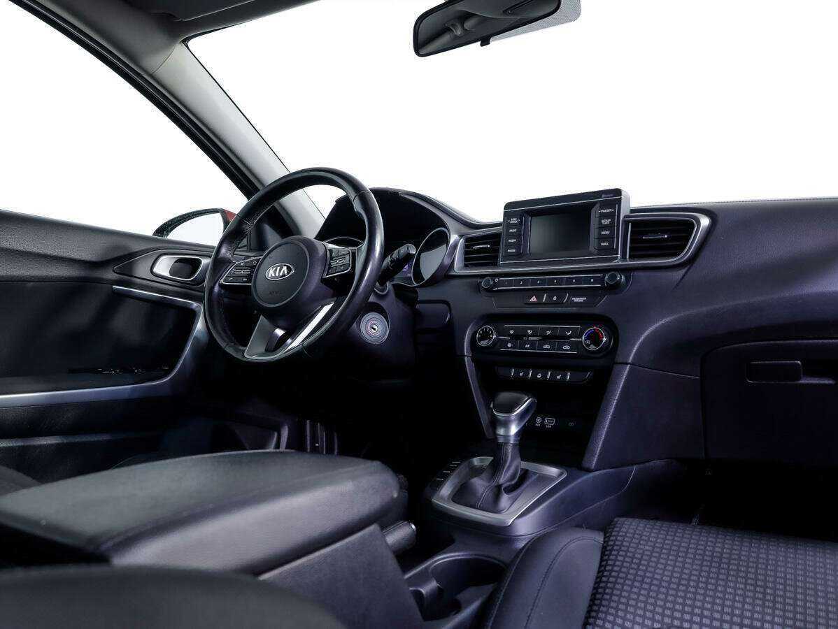 Купить Kia Ceed, 2019, 91 396 км, фото №8