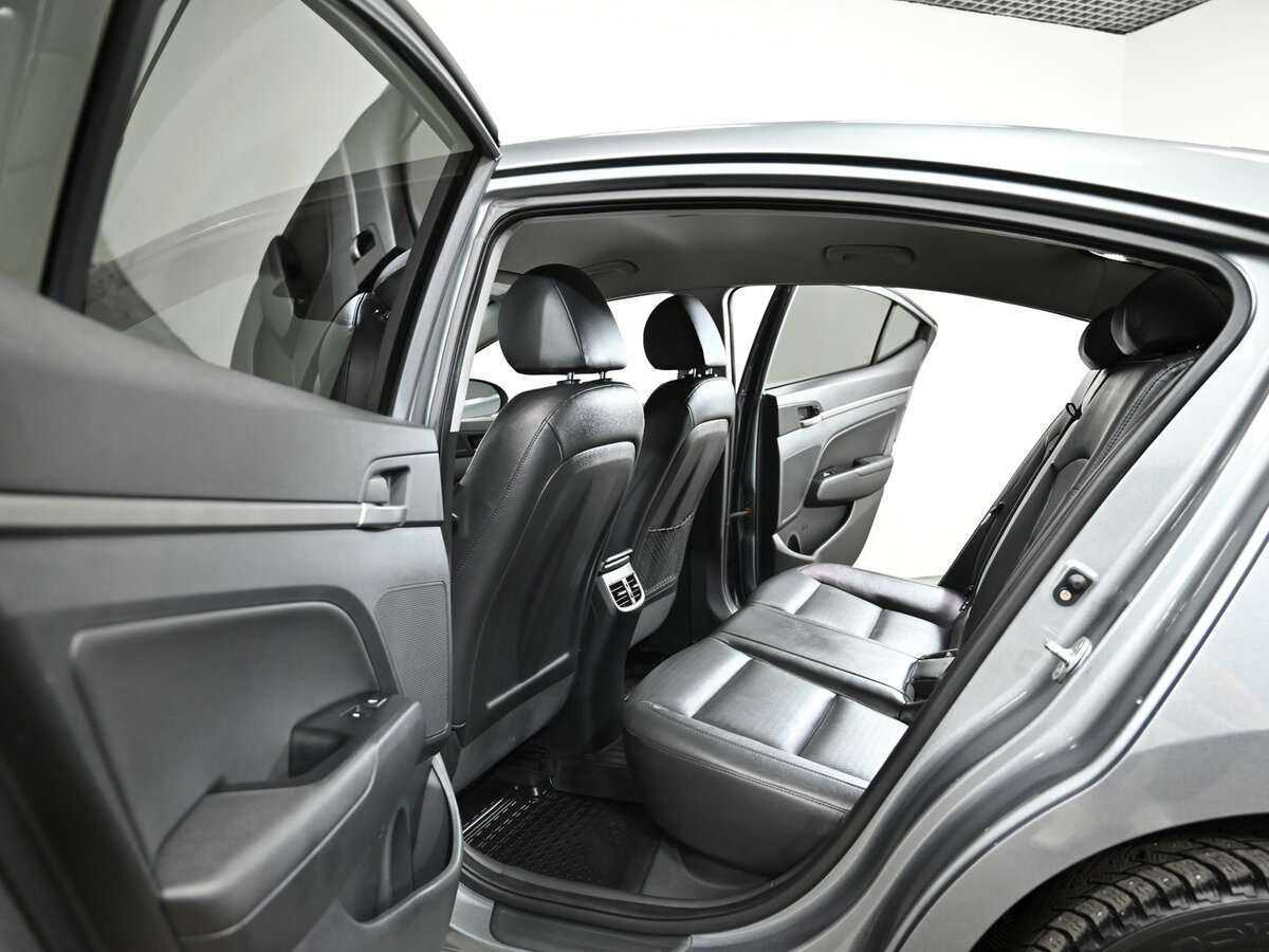 Купить Hyundai Elantra, 2018, 96 000 км, фото №15
