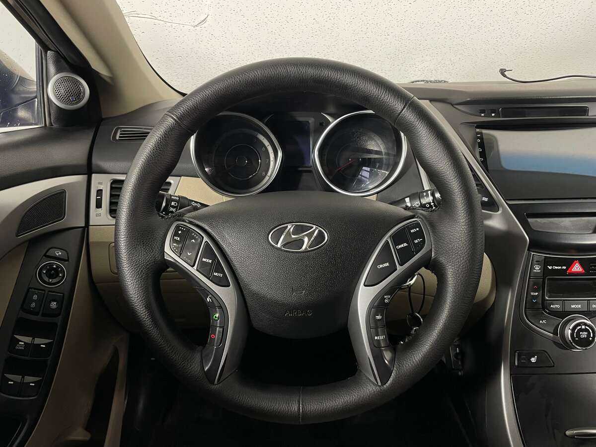 Купить Hyundai Elantra, 2014, 241 000 км, фото №8