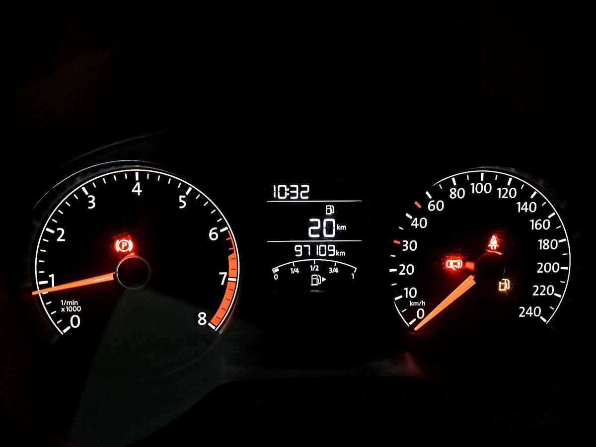 Купить Volkswagen Polo, 2016, 97 000 км, фото №11