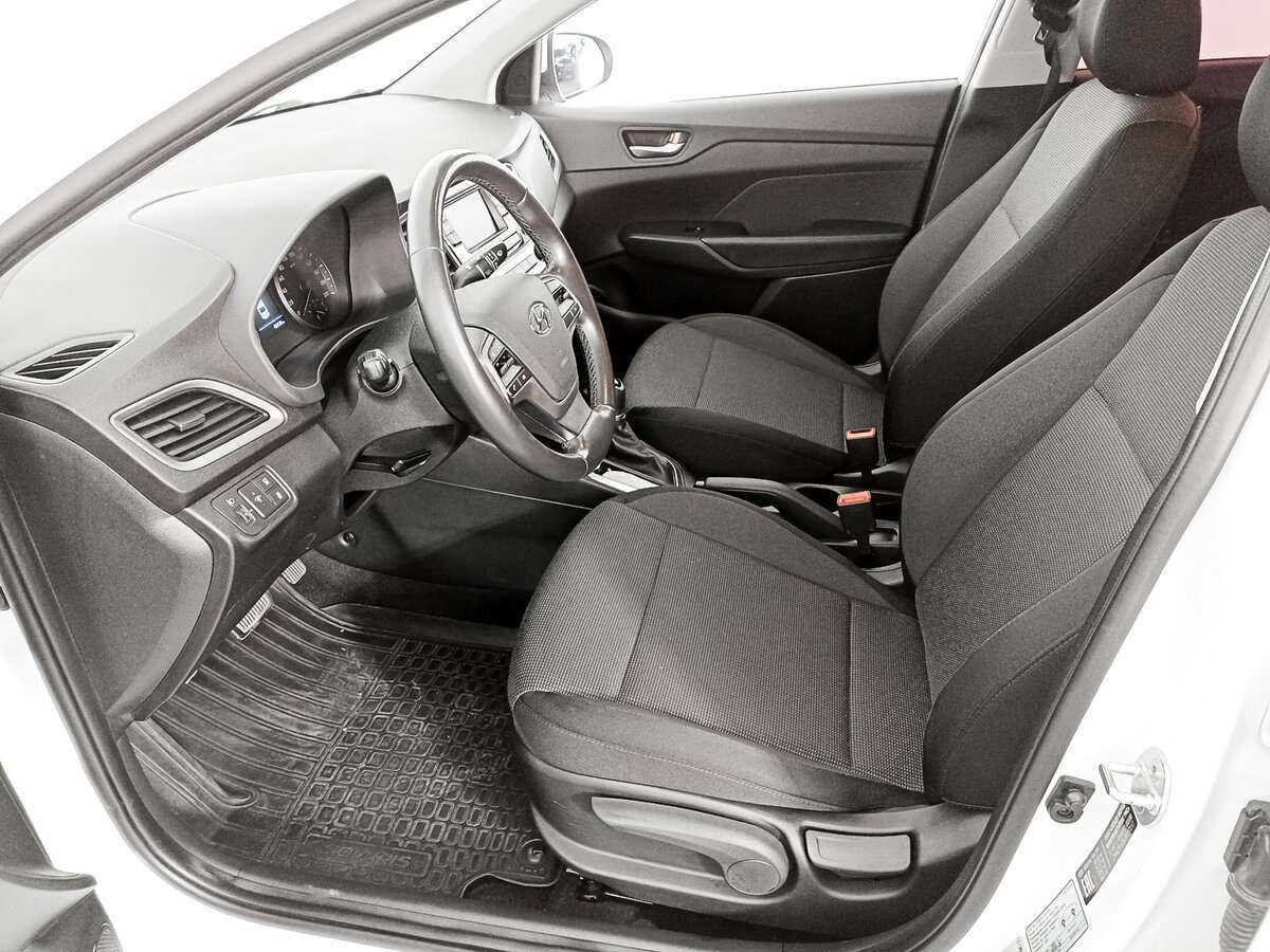 Купить Hyundai Solaris, 2017, 48 102 км, фото №16