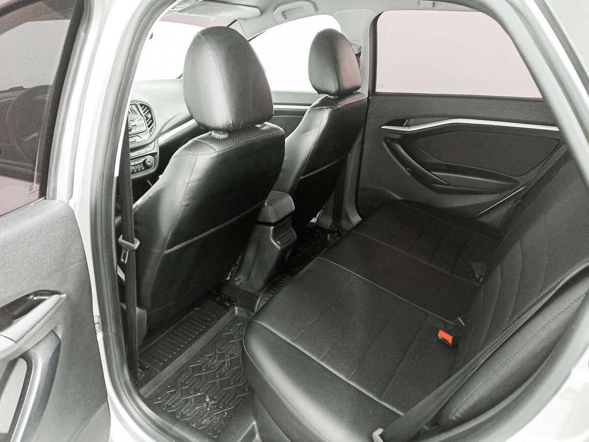 Купить Lada (ВАЗ) Vesta SW, 2020, 51 837 км, фото №10