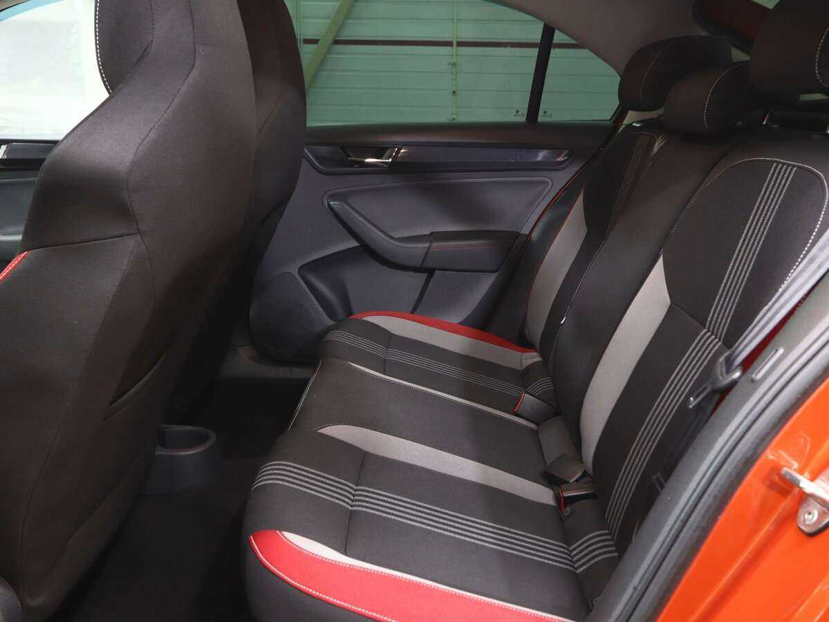 Купить Skoda Rapid, 2018, 132 000 км, фото №13