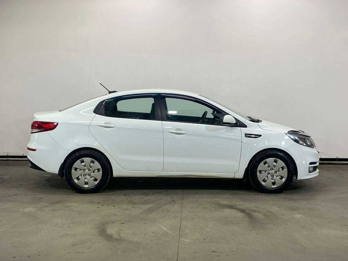 Купить Kia Rio, 2017, 81 000 км, фото №4