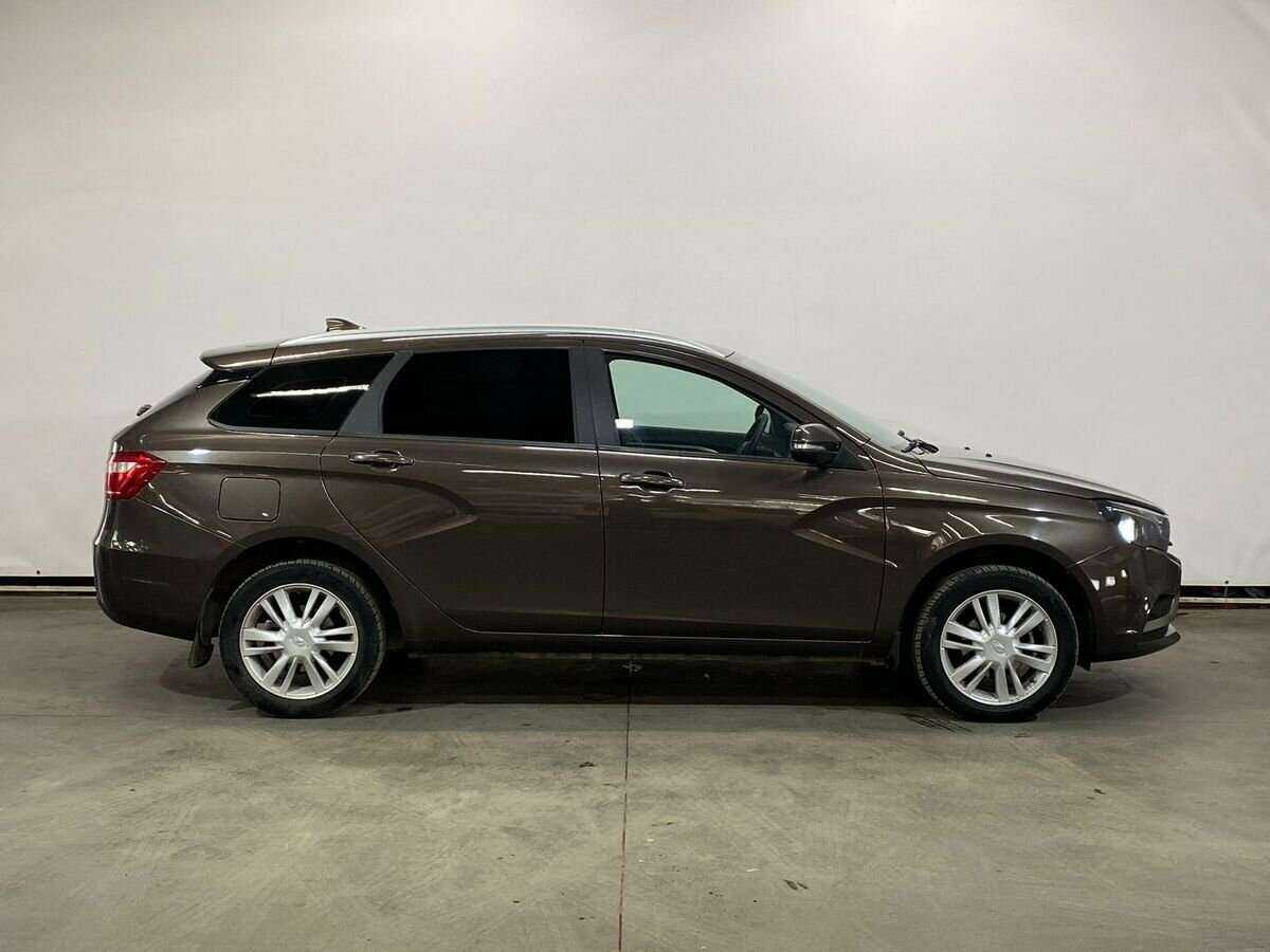 Купить Lada (ВАЗ) Vesta SW, 2018, 65 852 км, фото №4
