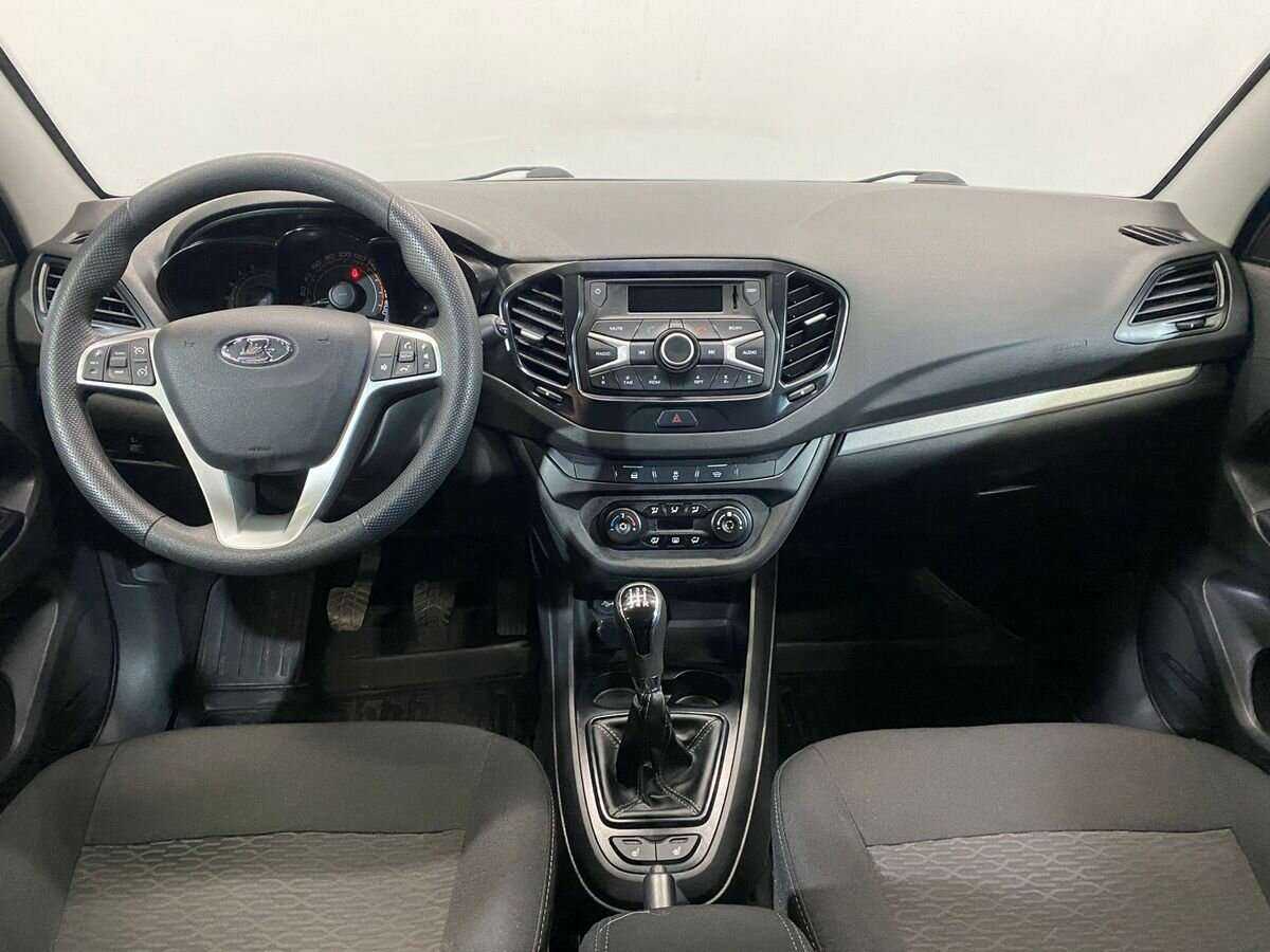 Купить Lada (ВАЗ) Vesta SW, 2018, 65 852 км, фото №9