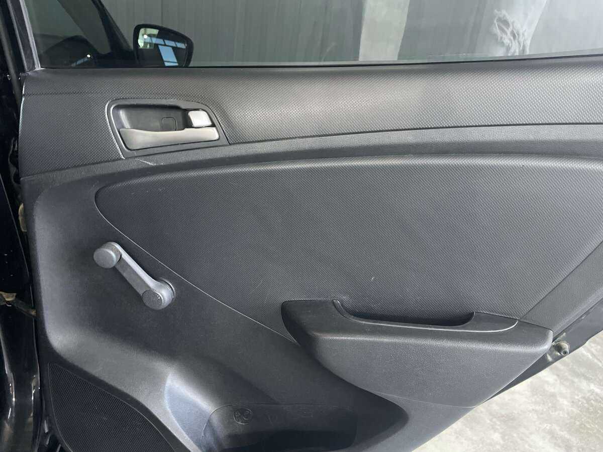 Купить Hyundai Solaris, 2016, 177 203 км, фото №20