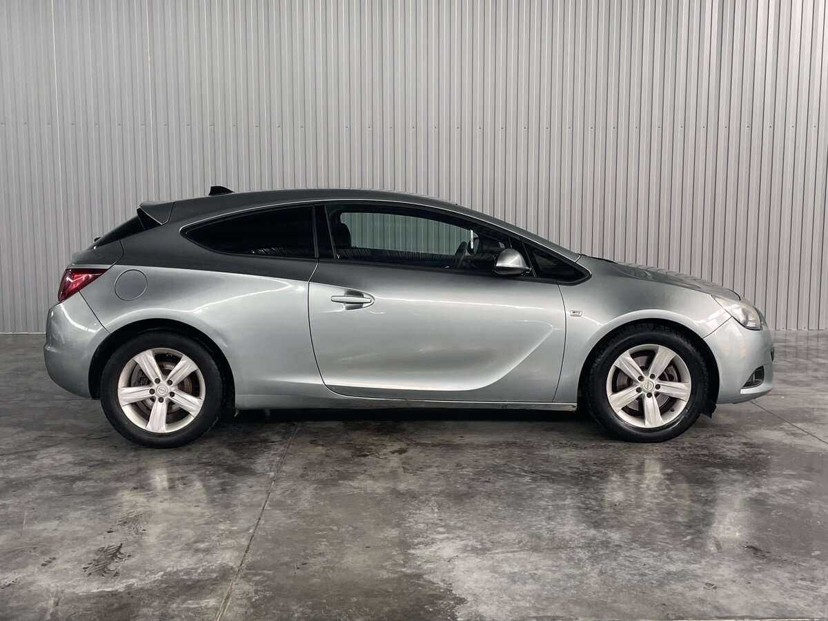 Купить Opel Astra GTC, 2012, 186 521 км, фото №4