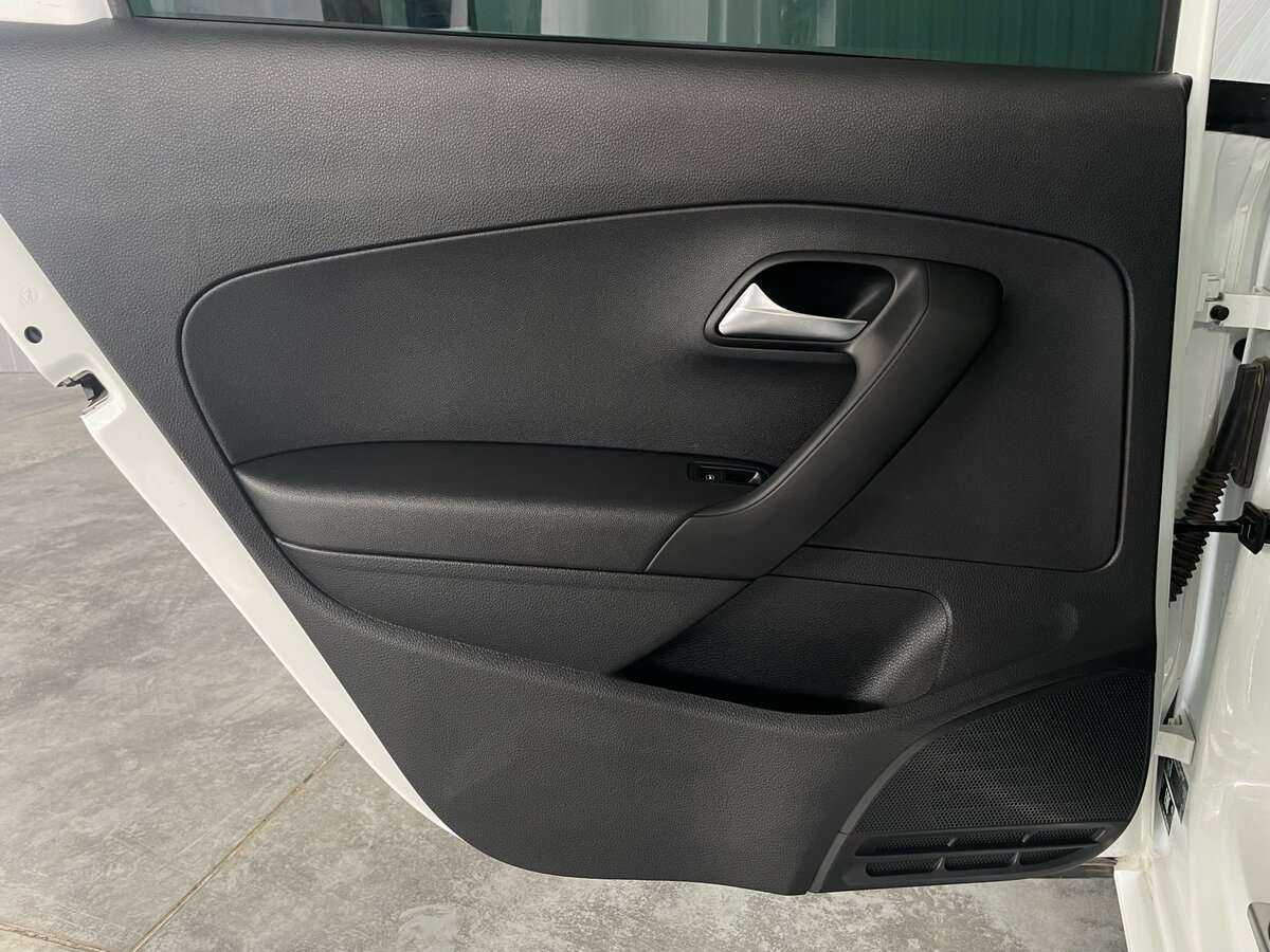 Купить Volkswagen Polo, 2018, 110 272 км, фото №17