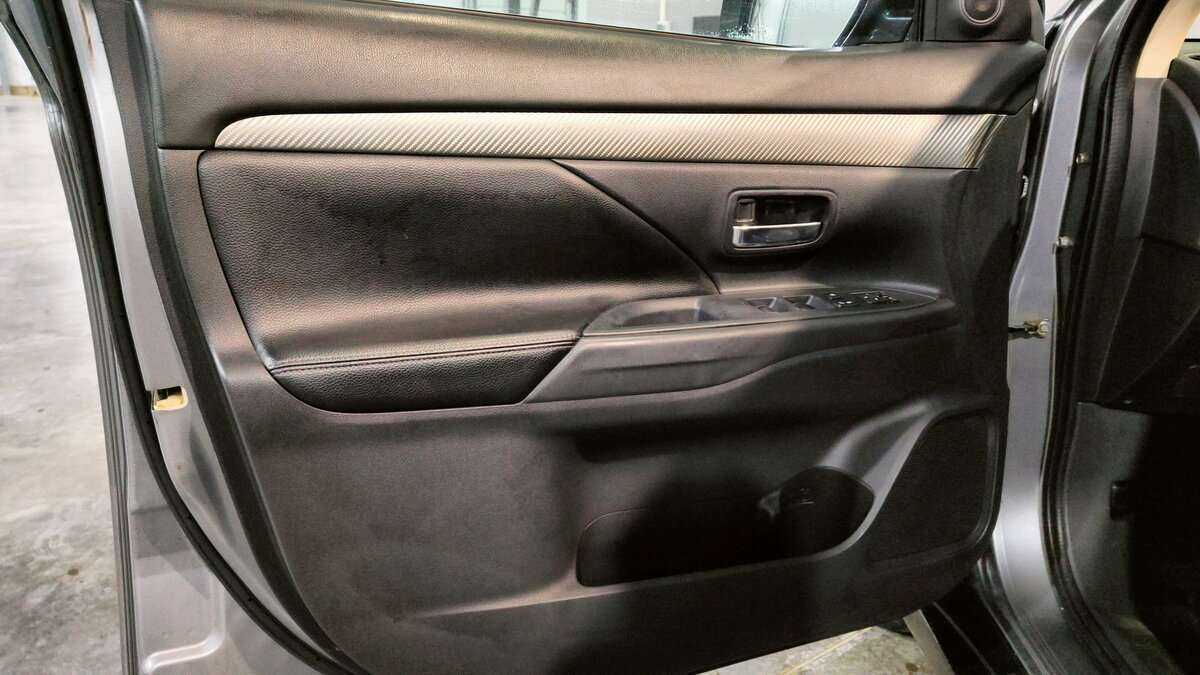 Купить Mitsubishi Outlander, 2012, 169 083 км, фото №13