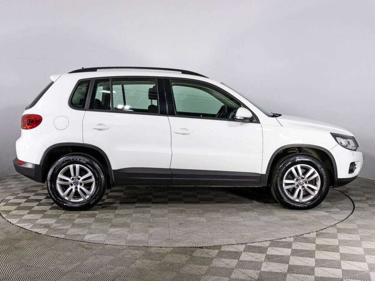Купить Volkswagen Tiguan, 2015, 119 633 км, фото №4