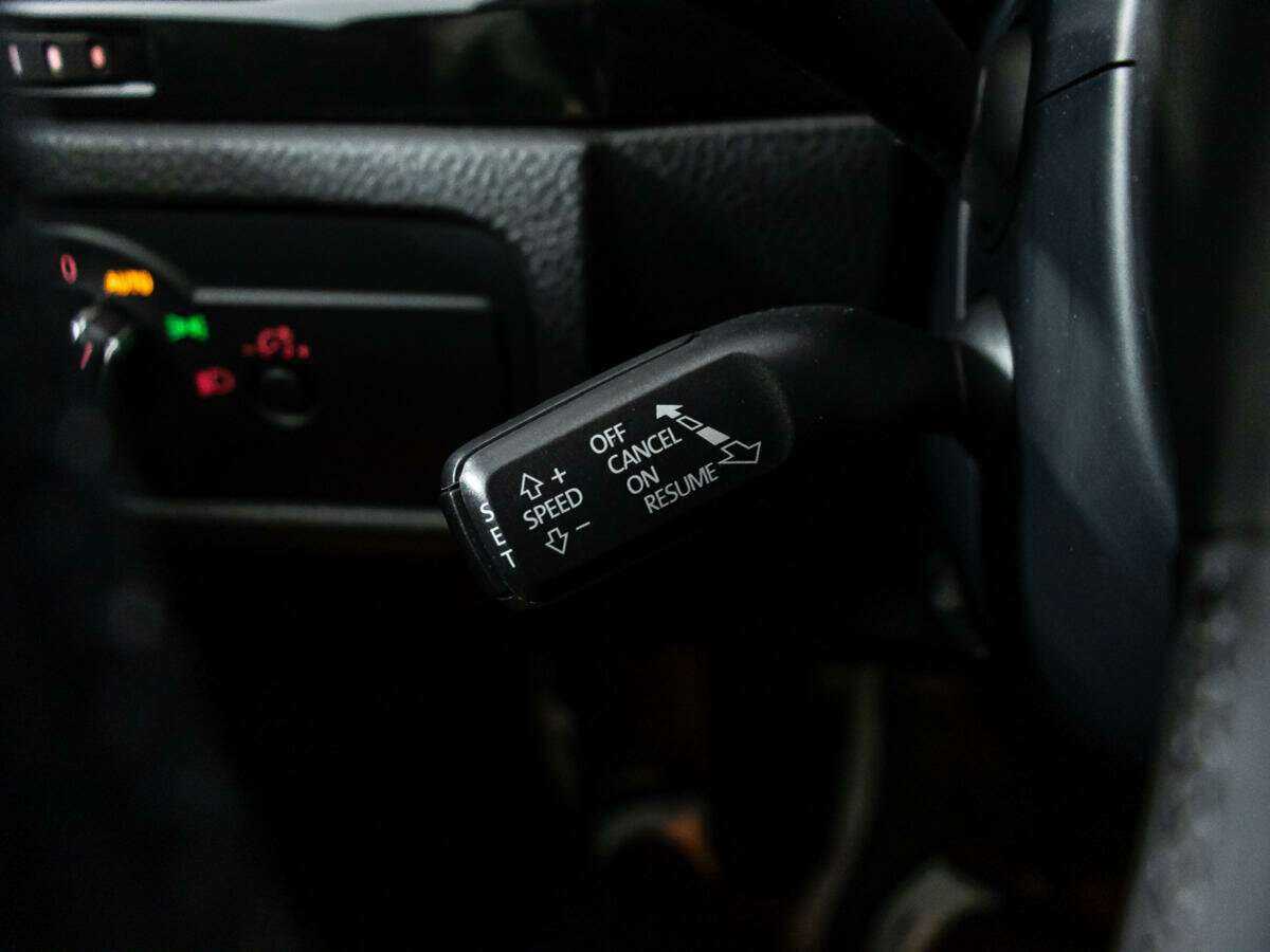 Купить Volkswagen Touareg, 2012, 236 145 км, фото №23