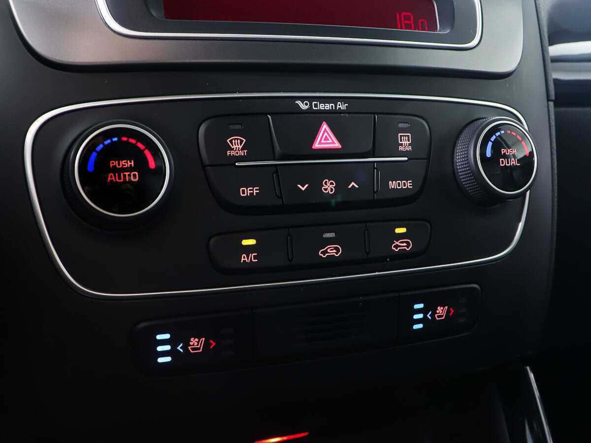 Купить Kia Sorento, 2019, 119 159 км, фото №17