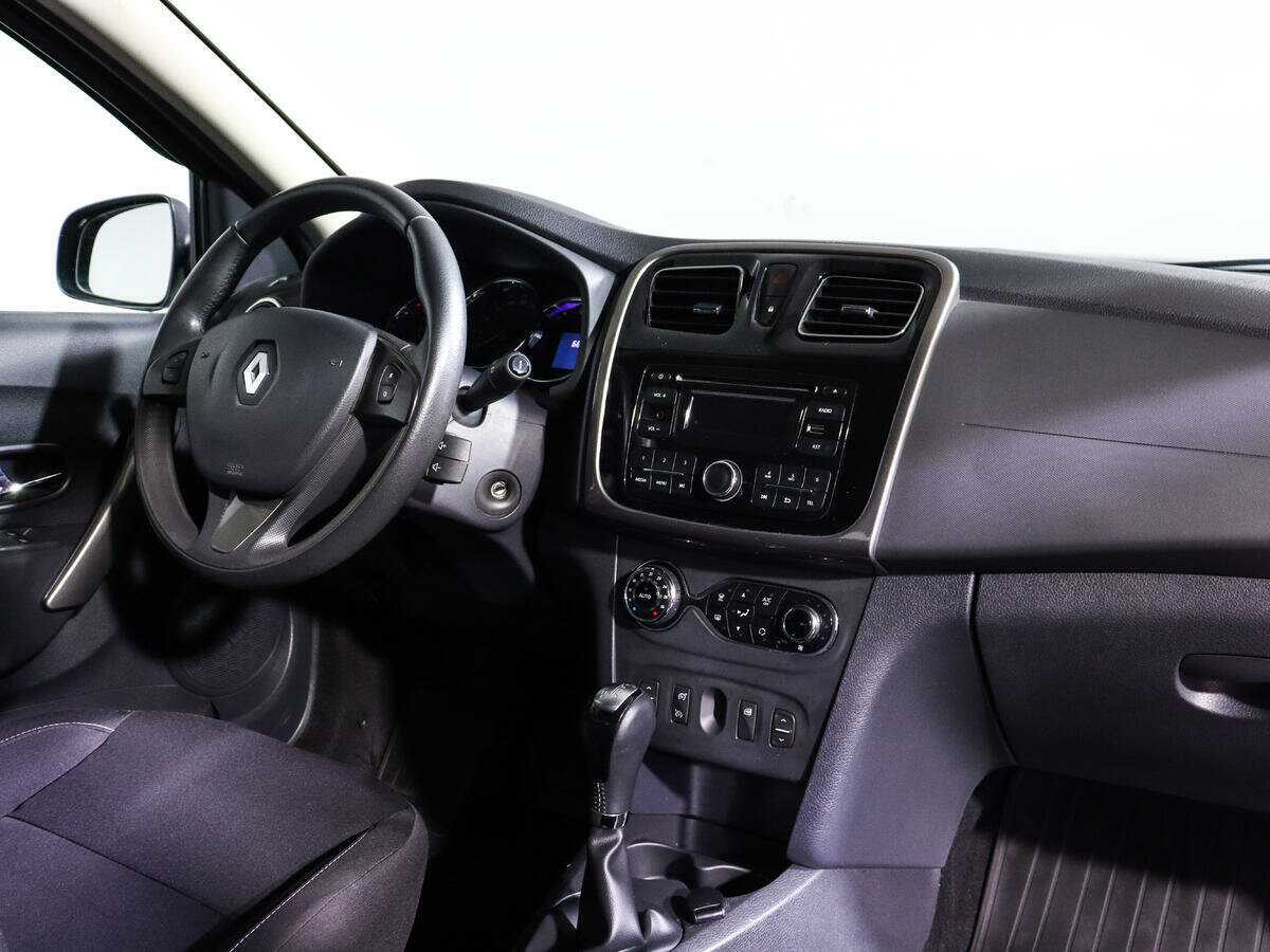 Купить Renault Sandero Stepway, 2016, 66 170 км, фото №9