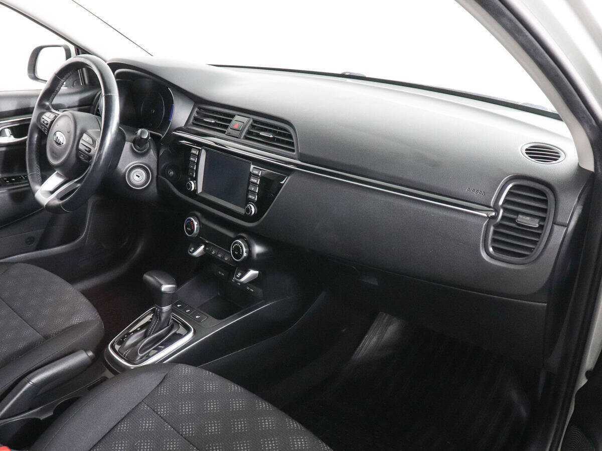 Купить Kia Rio, 2017, 84 832 км, фото №10