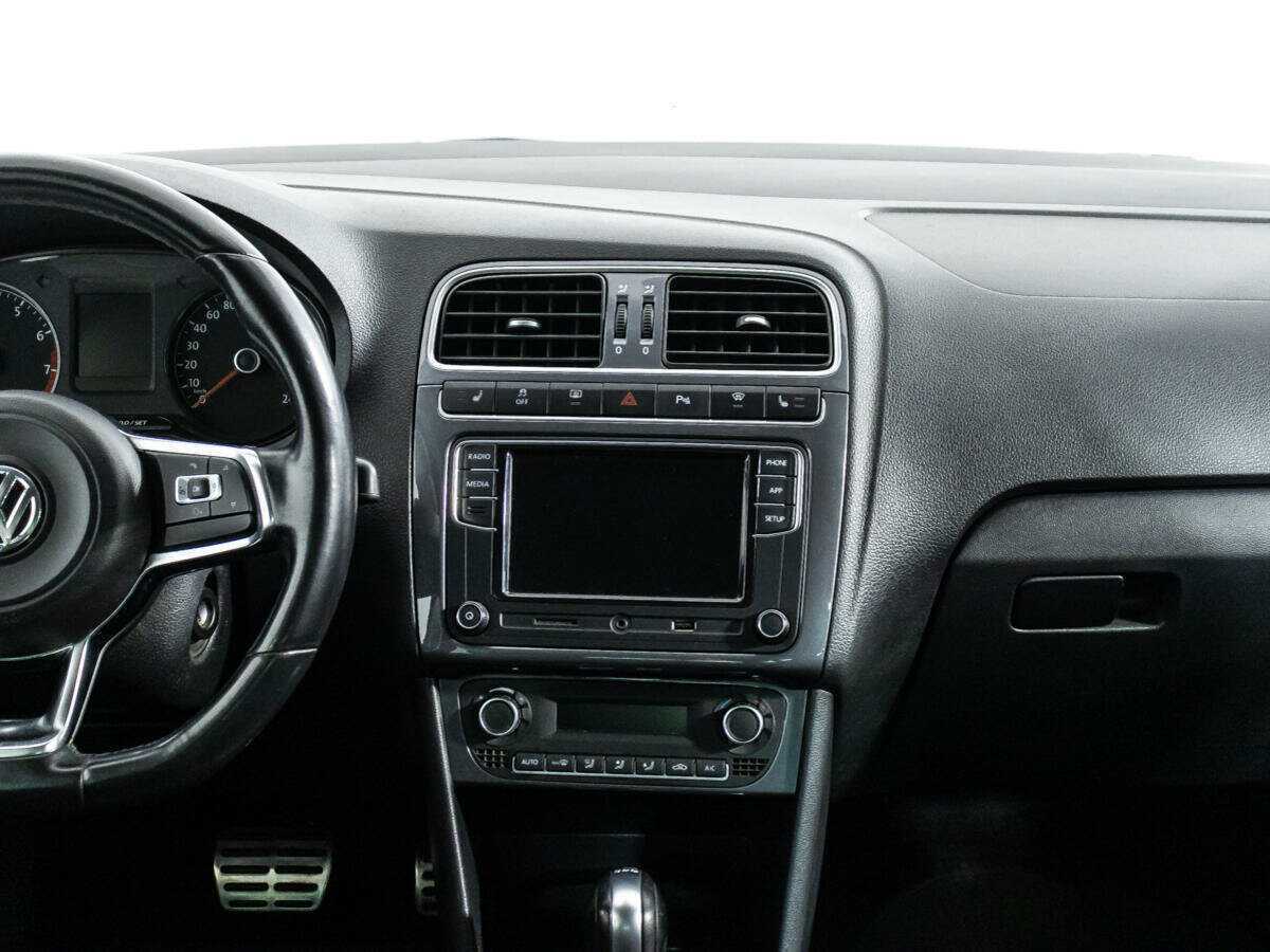 Купить Volkswagen Polo, 2018, 54 721 км, фото №14