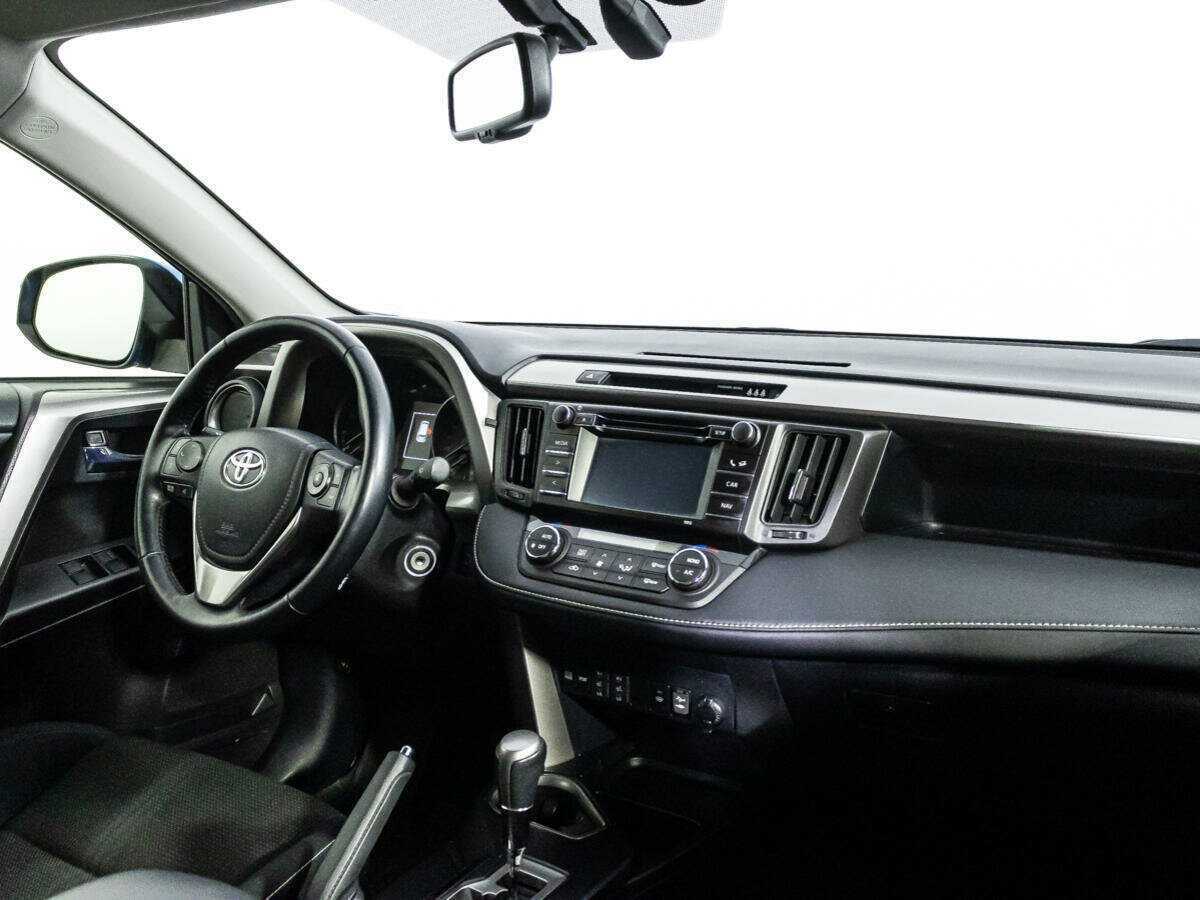 Купить Toyota RAV4, 2016, 141 638 км, фото №9
