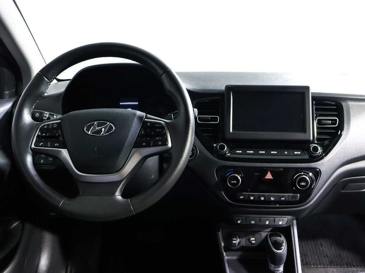 Купить Hyundai Solaris, 2020, 17 359 км, фото №12